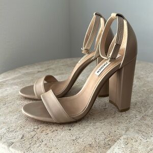 Steve Madden Carrson Heels in Blush, Size 7